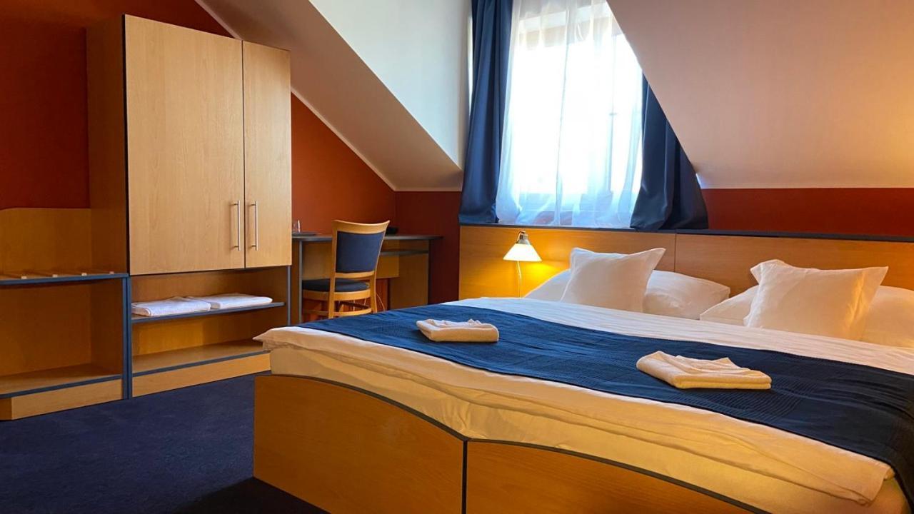 Hotel U Milina Eksteriør billede